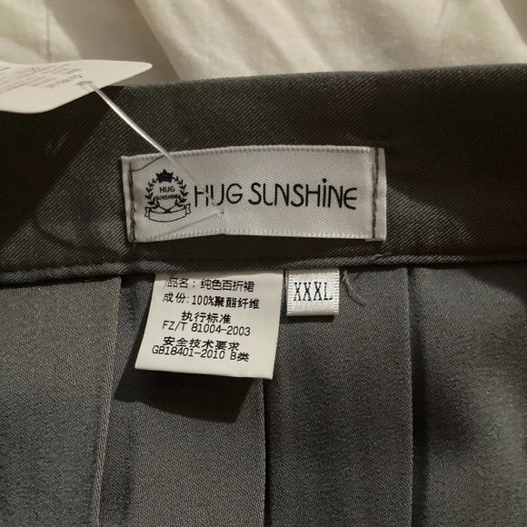 Grey skirt / Gray skirt - Picture 5 of 8